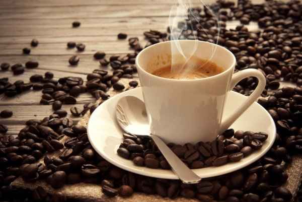  Astuces pour Enlever les Tâches de Café : Re